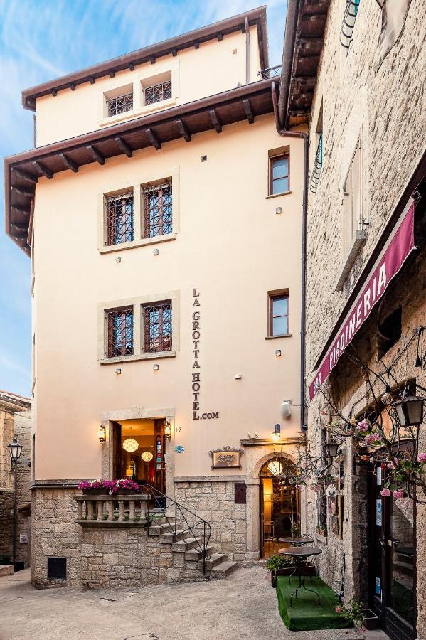La Grotta Hotel San Marino Exterior photo